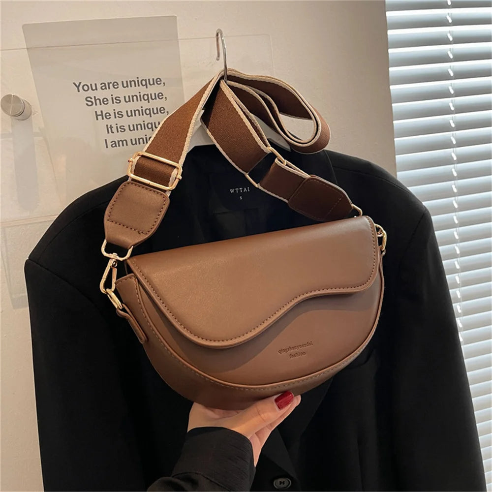 Alyssa Black Shoulder Bag | PU Leather, Wide Strap 2