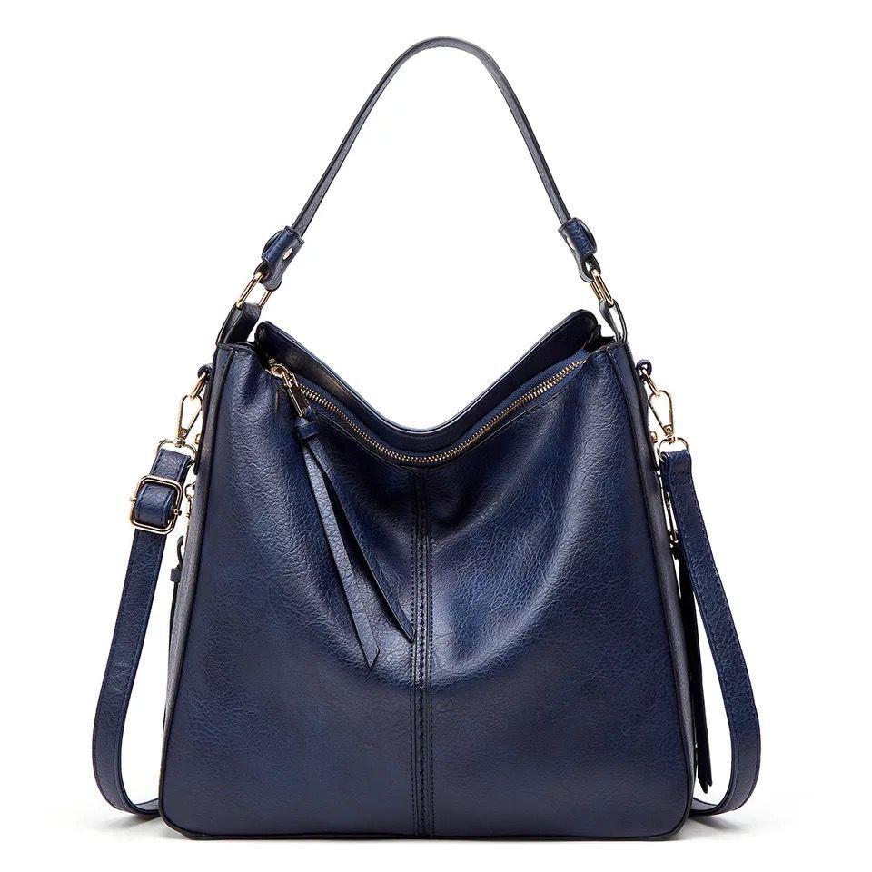 Clara Shoulder Bag | Soft Leather with Gold Accents 10