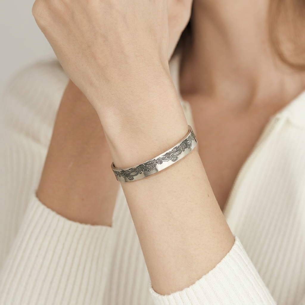 Dara Remembrance Bracelet | Stainless Steel, Timeless Design 1