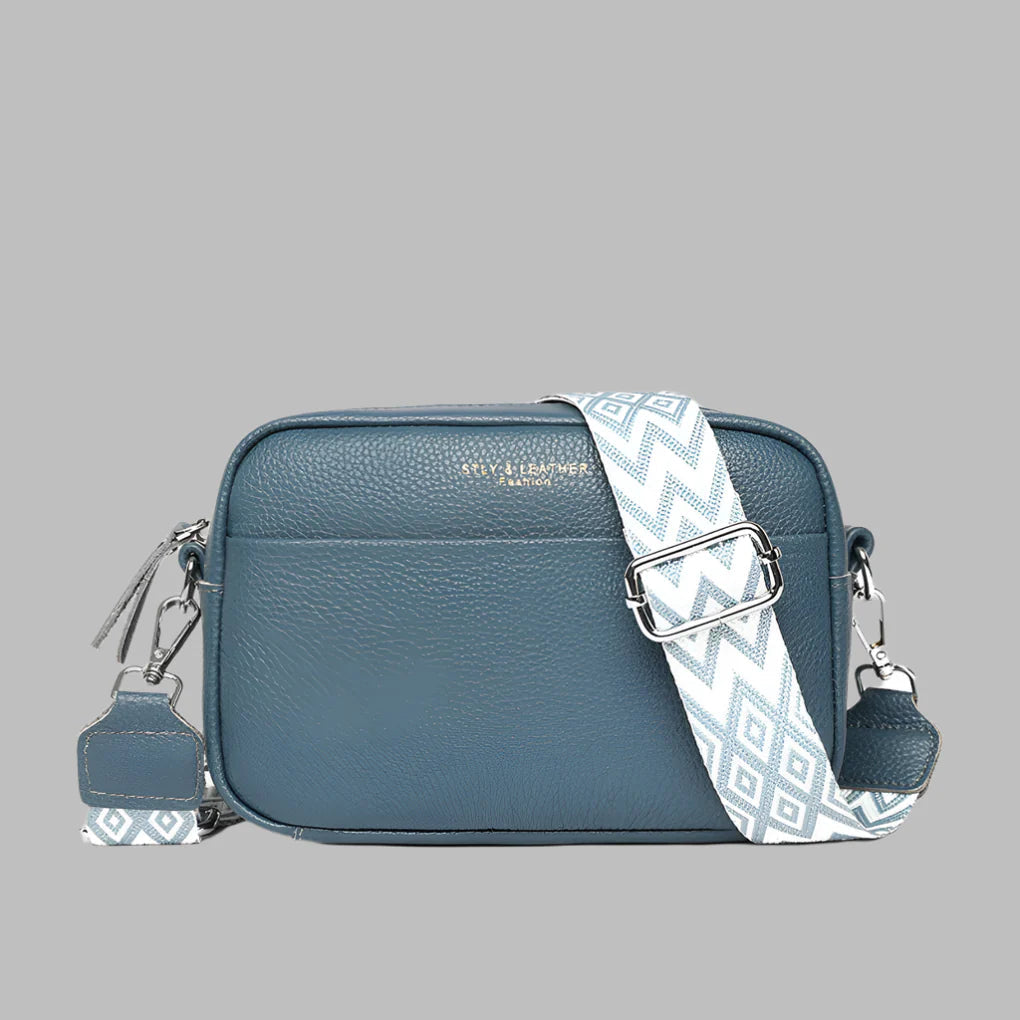 Galia Handbag | Genuine Leather, Versatile Carrying Options 4