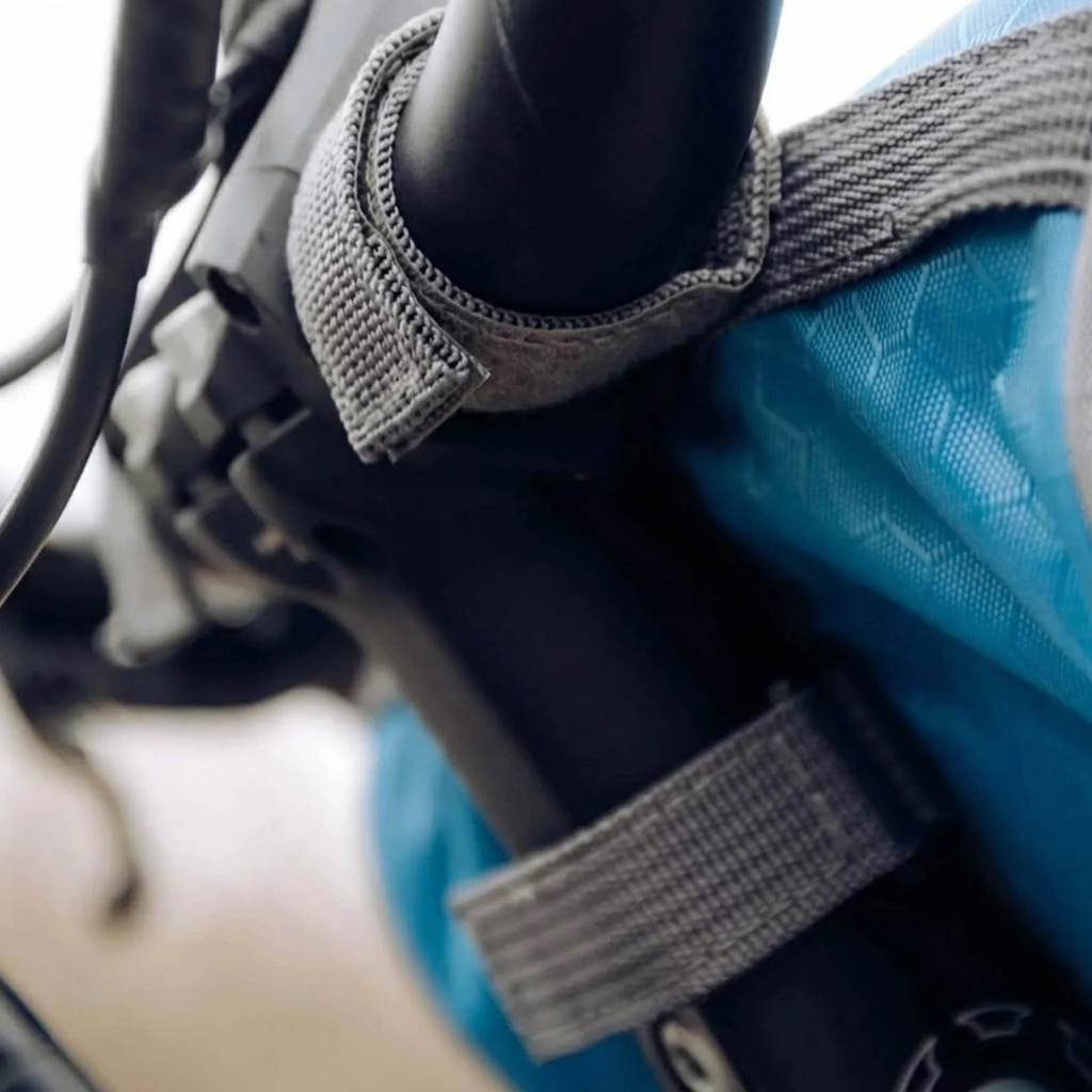 SwiftRide Bicycle Bag | Touchscreen Window, Waterproof, Secure Mounting 7